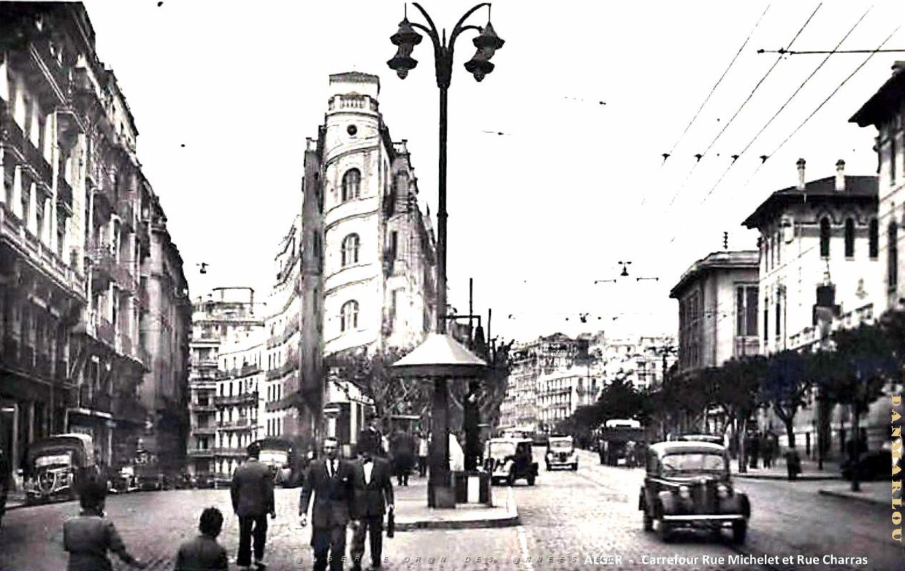 Alger - Carrefour Rue Michelet et Rue Charras.jpg